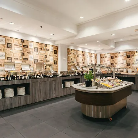 Heeton Concept Hotel Pattaya By Compass Hospitality-3